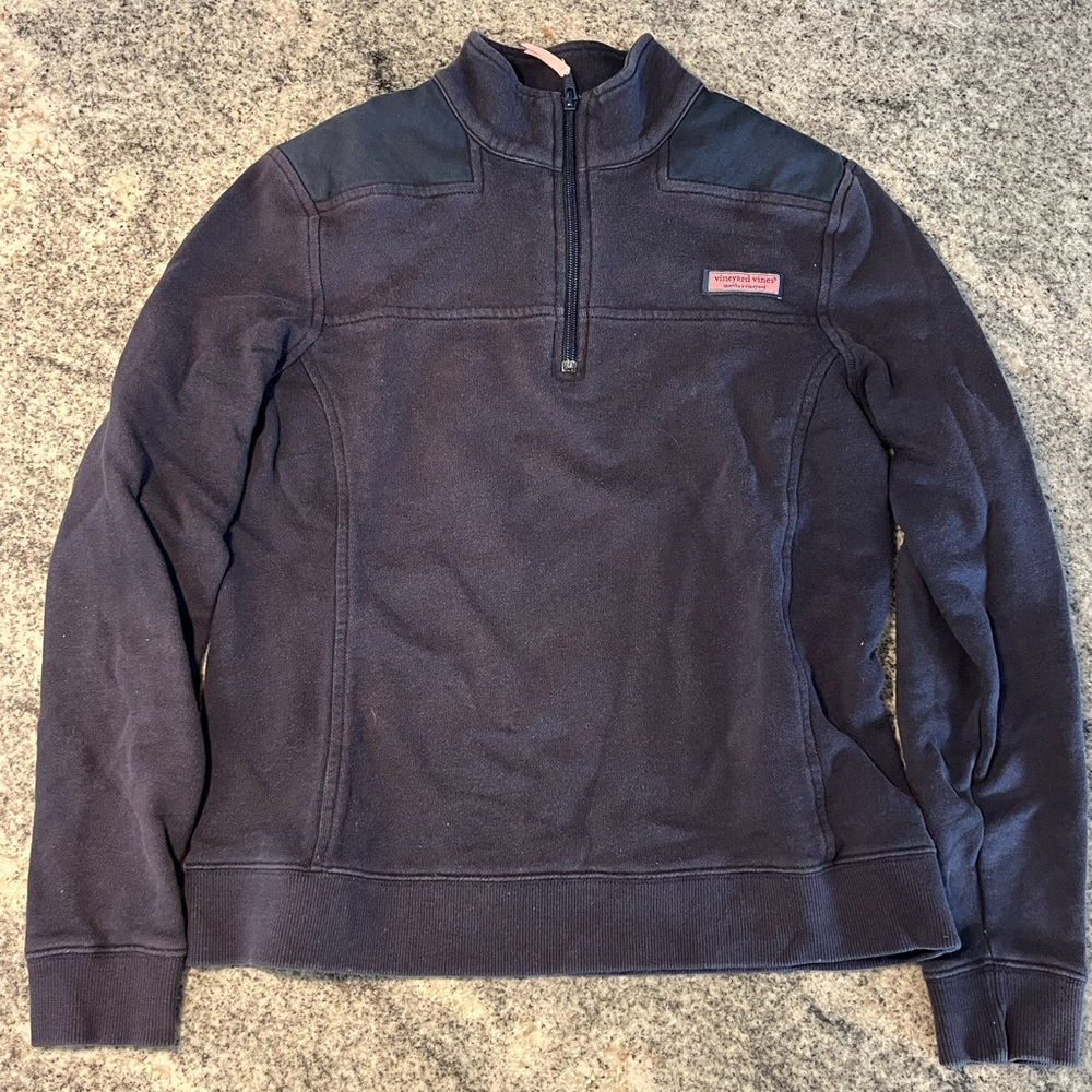 Women’s navy blue Vineyard Vines shep shirt